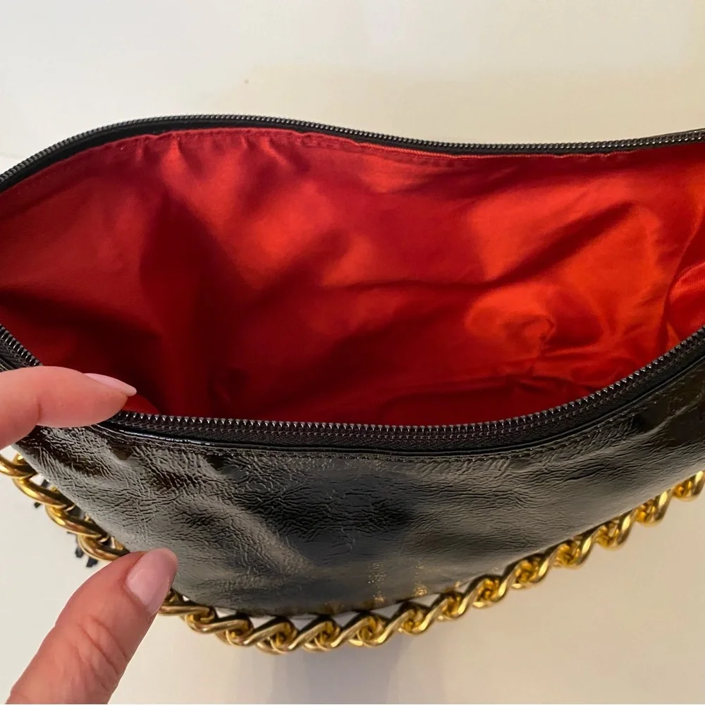 MAURIZIO TAIUTI BAG HOBO SHOULDER BLACK PATENT LEATHER ITALY GOLD CHAIN STRAP